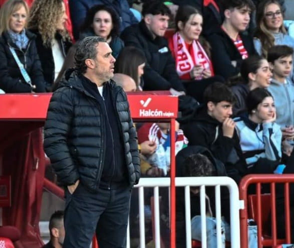Sergio González durante el partido contra Granada (JOSÉ M. BALDOMERO? Sergio González durante el partido contra Granada (JOSÉ M. BALDOMERO?