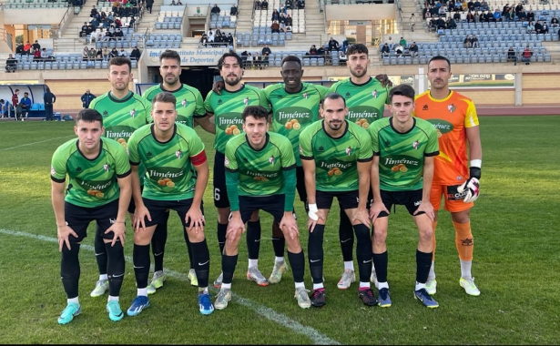 Once inicial del CD Huétor Vega ante el Poli El Ejido (CD HUÉTOR VEGA) Once inicial del CD Huétor Vega ante el Poli El Ejido (CD HUÉTOR VEGA)