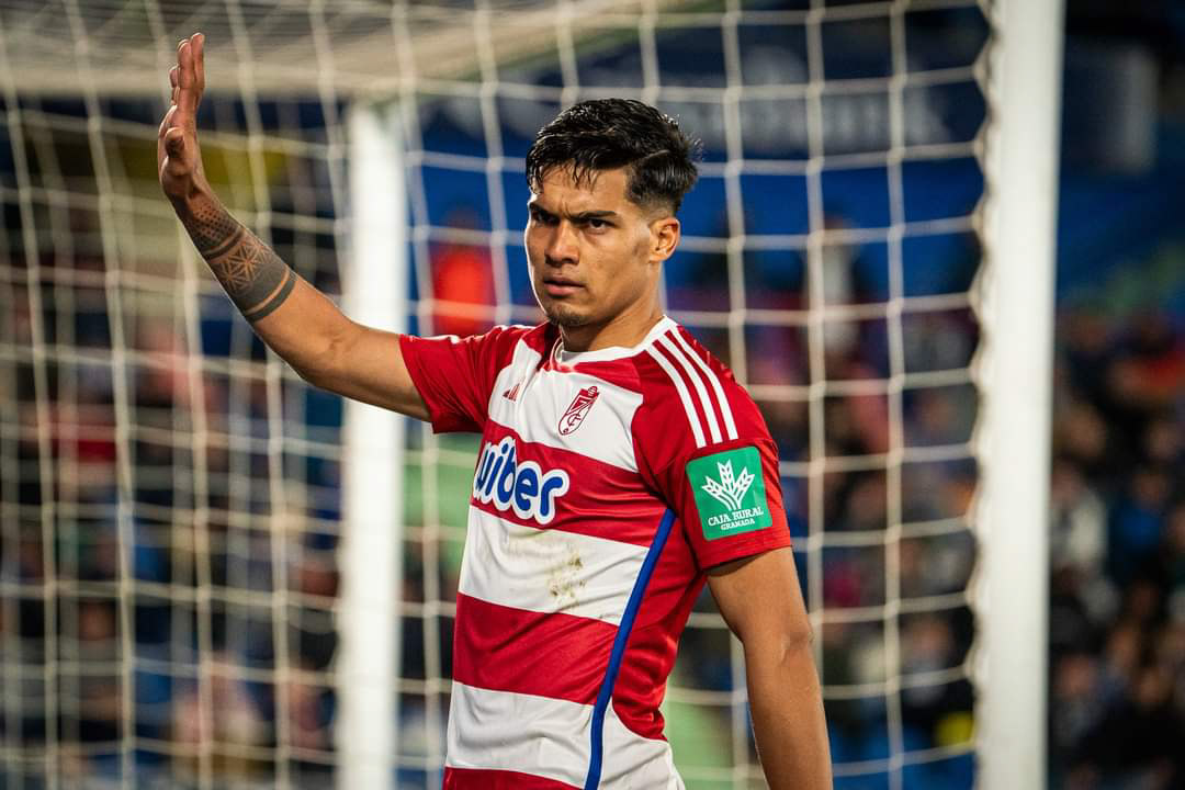 Matías Arezo durante el partido (LOF)