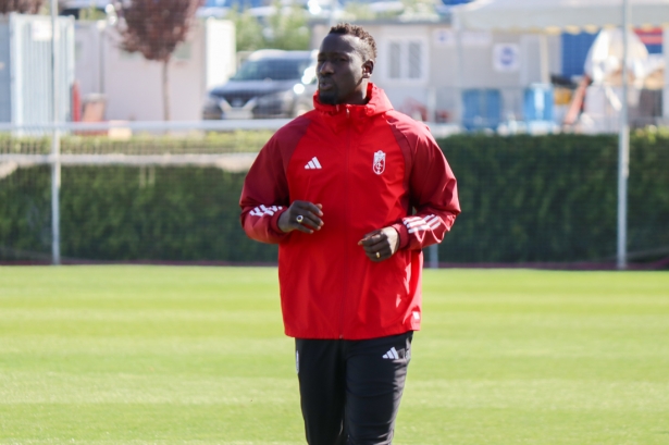 Famara en un entrenamiento de esta temporada con el Granada CF (CRISTIAN FERNÁNDEZ) Famara en un entrenamiento de esta temporada con el Granada CF (CRISTIAN FERNÁNDEZ)