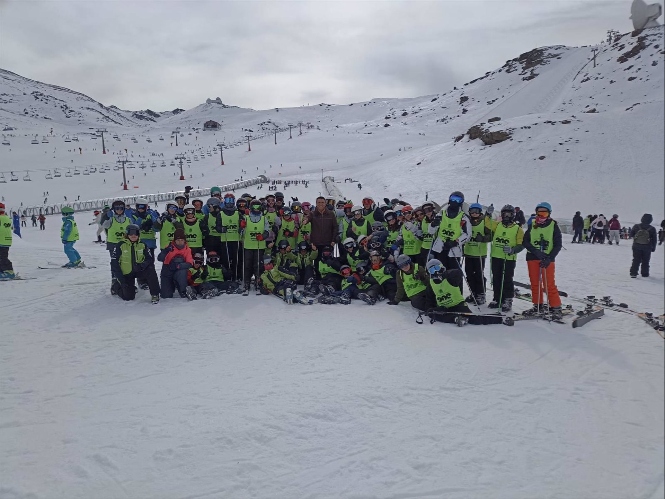Curso de esquí del Ayuntamiento de Granada (AYUNTAMIENTO DE GRANADA) 