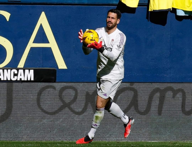 Augusto Batalla durante el partido ante el Villarreal (LOF) Augusto Batalla durante el partido ante el Villarreal (LOF)