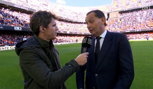 Alfredo García Amado atiende a los micrófonos de DAZN (DAZN) Alfredo García Amado atiende a los micrófonos de DAZN (DAZN)