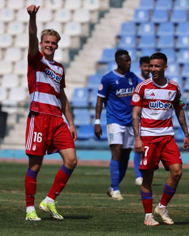 Griger celebra su gol ante Melilla (GRANADA CF) Griger celebra su gol ante Melilla (GRANADA CF)