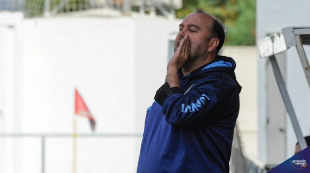 Manolo Rojas, entrenador del Guadix CF (ARCHIVO) Manolo Rojas, entrenador del Guadix CF (ARCHIVO)