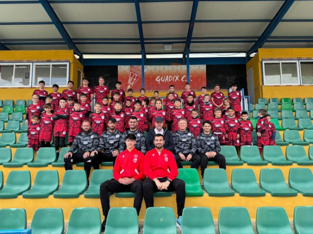 Foto de familia en la clausura del campus (AYTO. GUADIX) Foto de familia en la clausura del campus (AYTO. GUADIX)