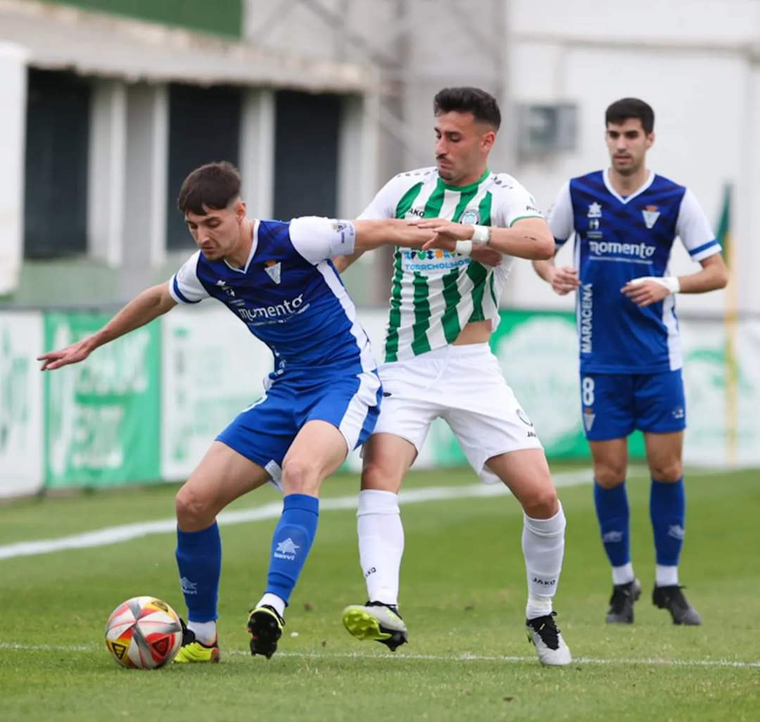 La UD Maracena tiene una final ante el Polideportivo El Ejido (JUVENTUD TORREMOLINOS)