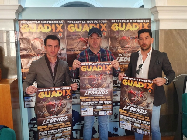 Presentación del Freestyle Motocross (AYTO. GUADIX) Presentación del Freestyle Motocross (AYTO. GUADIX)