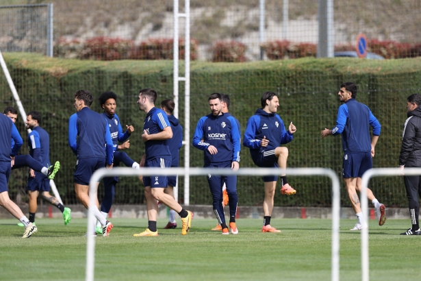Entrenamiento del CA Osasuna (CA OSASUNA) Entrenamiento del CA Osasuna (CA OSASUNA)