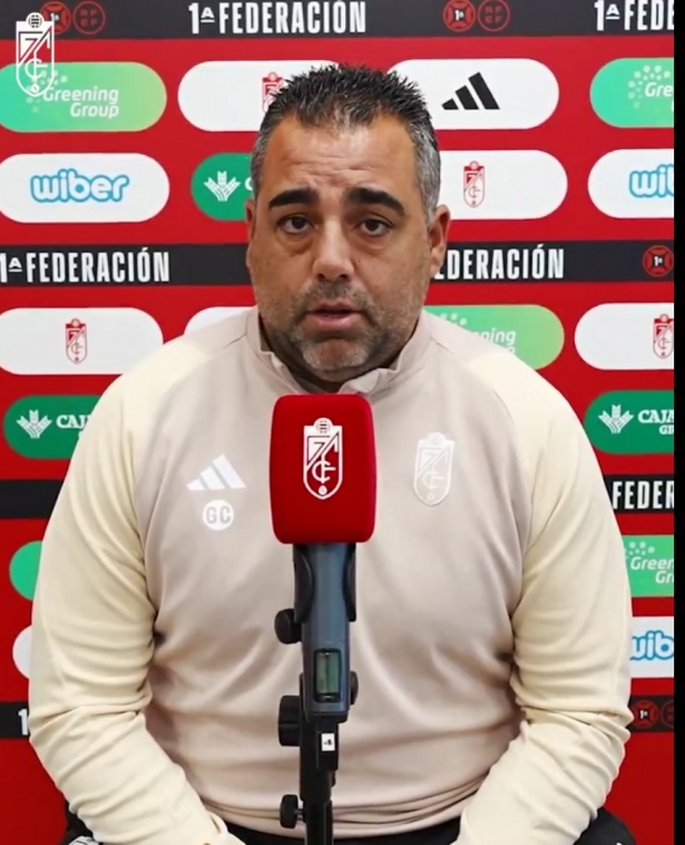 El entrenador del Recreativo Granada, Germán Crespo (GCF) El entrenador del Recreativo Granada, Germán Crespo (GCF)