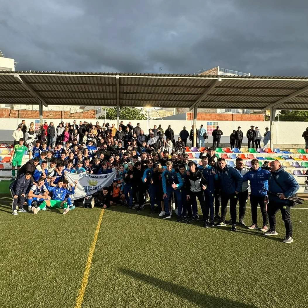El Maracena celebró su ascenso en Torredelcampo (UD MARACENA) 