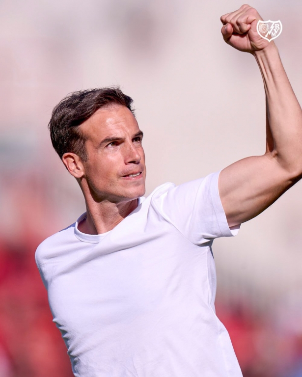 El entrenador del Rayo Vallecano, Íñigo Pérez (RAYO VALLECANO) El entrenador del Rayo Vallecano, Íñigo Pérez (RAYO VALLECANO)