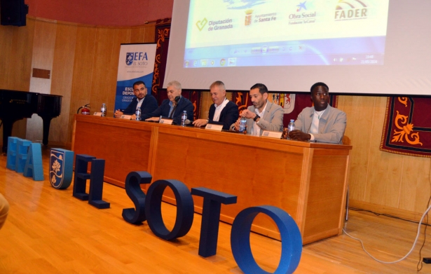 Acto de graduación de los nuevos entrenadores (J. PALMA) Acto de graduación de los nuevos entrenadores (J. PALMA)