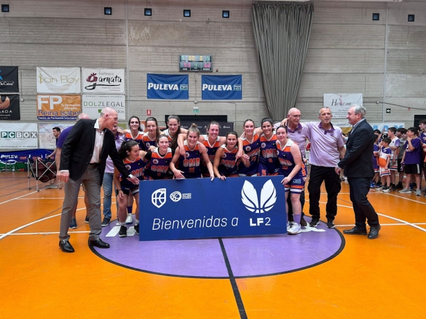Granada más baloncesto celebra el ascenso (GMASB) Granada más baloncesto celebra el ascenso (GMASB)