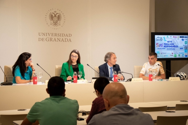 Presentación de pedaladas responsables (UGR)