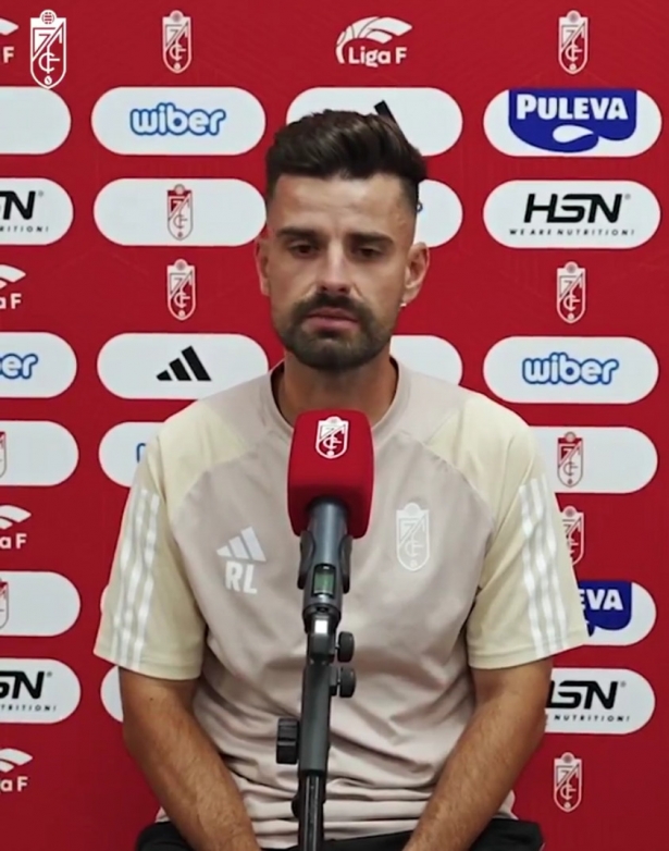El entrenador del Granada CF Femenino, Roger Lamesa (GCF) El entrenador del Granada CF Femenino, Roger Lamesa (GCF)