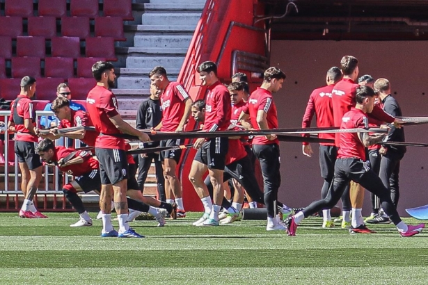 La plantilla rojiblanca sufrirá numerosos cambios La plantilla rojiblanca sufrirá numerosos cambios