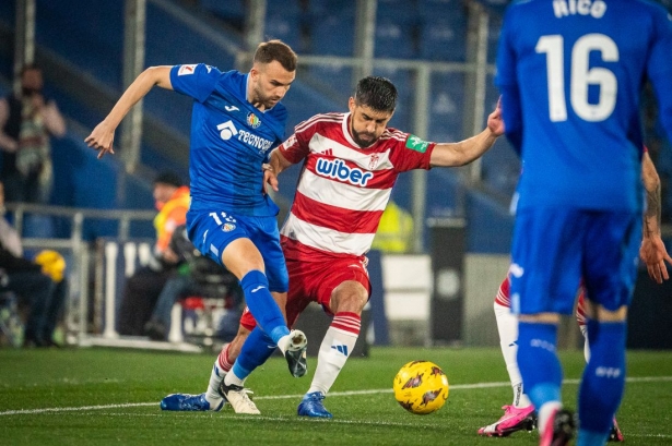 Bruno Méndez podría cambiar Granada por Getafe (LOF) Bruno Méndez podría cambiar Granada por Getafe (LOF)