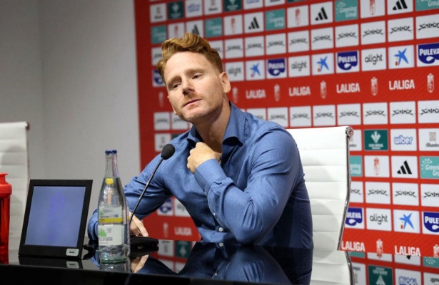 Abascal durante su presentación como entrenador del Granada (JOSÉ ANDRÉS FERNÁNDEZ) Abascal durante su presentación como entrenador del Granada (JOSÉ ANDRÉS FERNÁNDEZ)