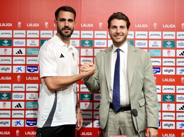 Tognozzi junto a Insua, en la presentación del gallego (JOSÉ ANDRÉS FERNÁNDEZ)