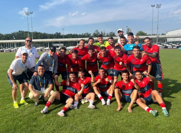 Los granadinos celebran su clasificación 