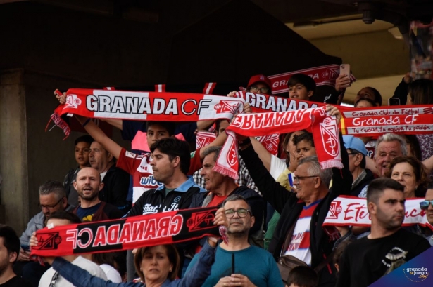 Los Cármenes se prepara para el primer partido de la temporada (JOSÉ M. BALDOMERO) Los Cármenes se prepara para el primer partido de la temporada (JOSÉ M. BALDOMERO)