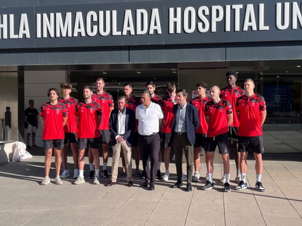 La plantilla del Coviran ha pasado los últimos reconocimientos médicos (JOSÉ VELASCO La plantilla del Coviran ha pasado los últimos reconocimientos médicos (JOSÉ VELASCO