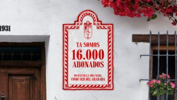 La cifra de abonados sigue subiendo (GRANADA CF) La cifra de abonados sigue subiendo (GRANADA CF)