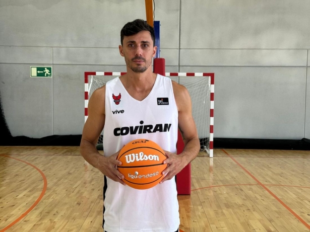Pere Tomás ya ha iniciado la pretemporada con el Coviran (GRJ) Pere Tomás ya ha iniciado la pretemporada con el Coviran (GRJ)