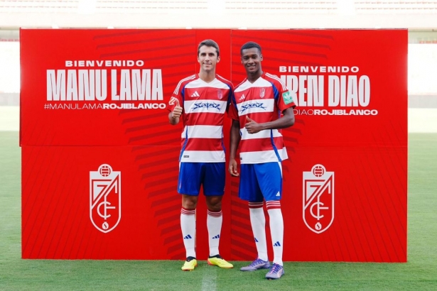 Lama ha posado junto a Diao en su presentación (GRANADA CF) Lama ha posado junto a Diao en su presentación (GRANADA CF)