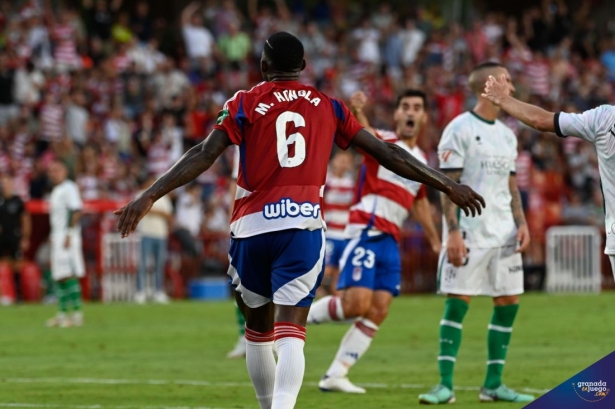 Hongla no podrá estar frente al Depor (JOSÉ M. BALDOMERO) Hongla no podrá estar frente al Depor (JOSÉ M. BALDOMERO)