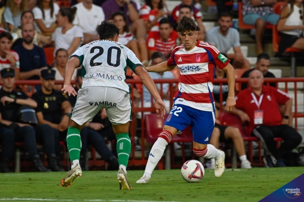 Pablo Sáenz podría irrumpir en el once titular (JOSÉ M. BALDOMERO) Pablo Sáenz podría irrumpir en el once titular (JOSÉ M. BALDOMERO)