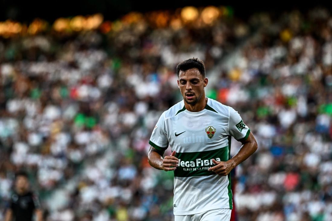 Plano no podrá estar frente al Granada (ELCHE FC)