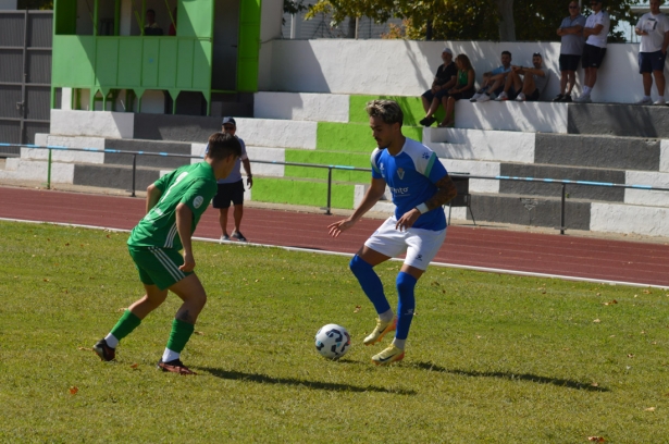 El Maracena se llevó el derbi (D. CONTRERAS) 