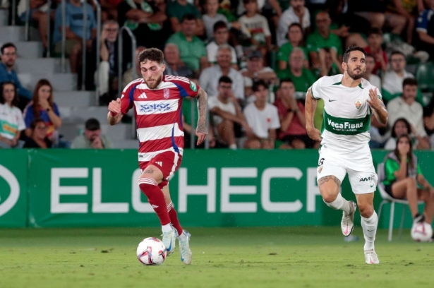 Tsitaishvili regresó al once tras su paso por la Selección (LOF) Tsitaishvili regresó al once tras su paso por la Selección (LOF)