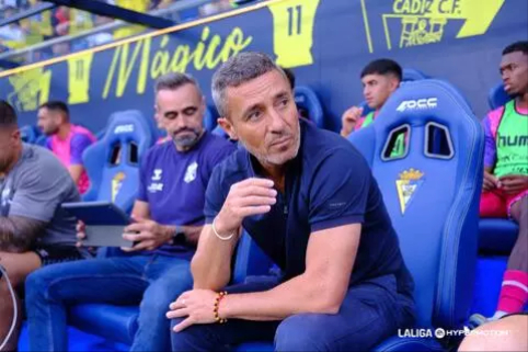 Óscar Cano ya no es entrenador del CD Tenerife (CD TENERIFE)