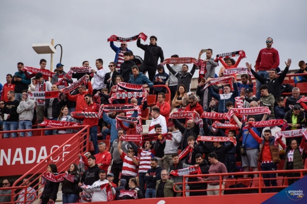 Los Cármenes volverá a respaldar a su equipo (JOSÉ M. BALDOMERO) Los Cármenes volverá a respaldar a su equipo (JOSÉ M. BALDOMERO)