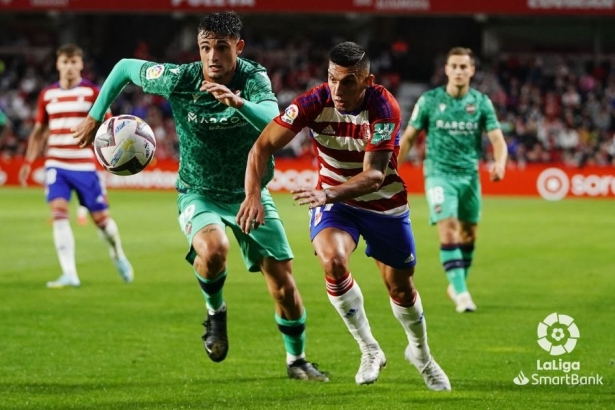 El Granada recibirá al Levante el 27 de octubre (LALIGA) El Granada recibirá al Levante el 27 de octubre (LALIGA)