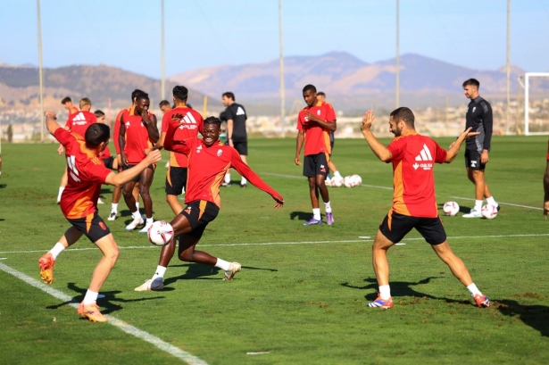 El equipo vuelve el martes a los entrenamientos (J. AZCOYTIA) El equipo vuelve el martes a los entrenamientos (J. AZCOYTIA)