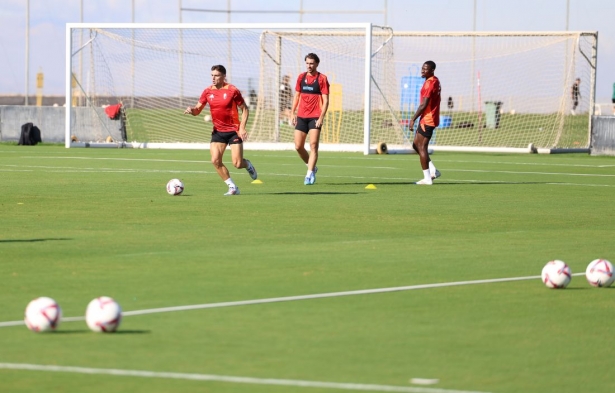 Boyé y Miquel completaron el último entrenamiento a buen ritmo (J. AZCOYTIA) Boyé y Miquel completaron el último entrenamiento a buen ritmo (J. AZCOYTIA)