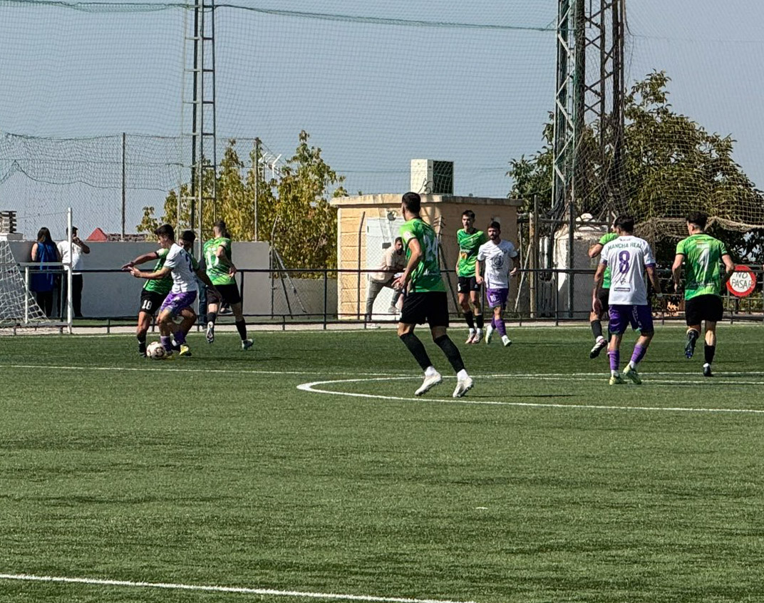 El CD Huétor Vega derrotó al Atlético Mancha Real (CD HUÉTOR VEGA) 