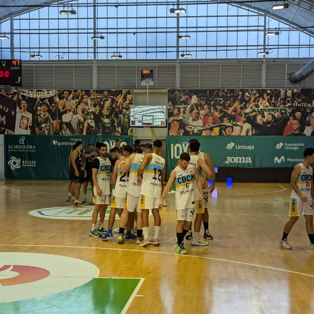 El Molina Olea CB Costa Motril debutó con derrota (COSTA DE MOTRIL)