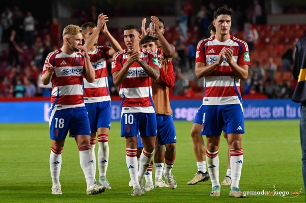 El Granada quiere seguir celebrando victorias (JOSÉ M. BALDOMERO)