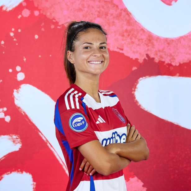 Laura Pérez está firmando un gran inicio de curso (LIGA F) Laura Pérez está firmando un gran inicio de curso (LIGA F)