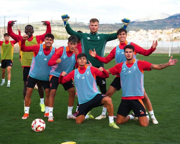 El Recre quiere que la victoria se quede en Granada (GRANADA CF)