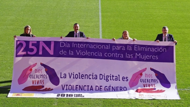 Ambas instituciones han presentado la campaña en Los Cármenes (GRANADA CF) Ambas instituciones han presentado la campaña en Los Cármenes (GRANADA CF)