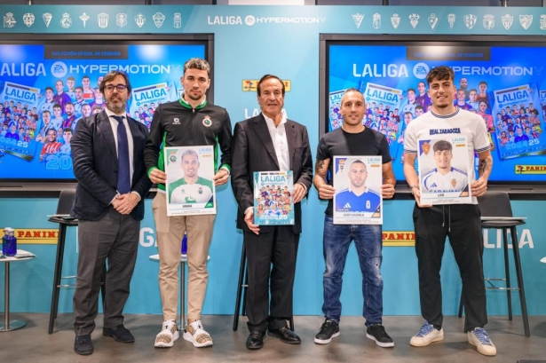 Presentación de la colección de cromos de la Liga Hypermotion (LALIGA) Presentación de la colección de cromos de la Liga Hypermotion (LALIGA)