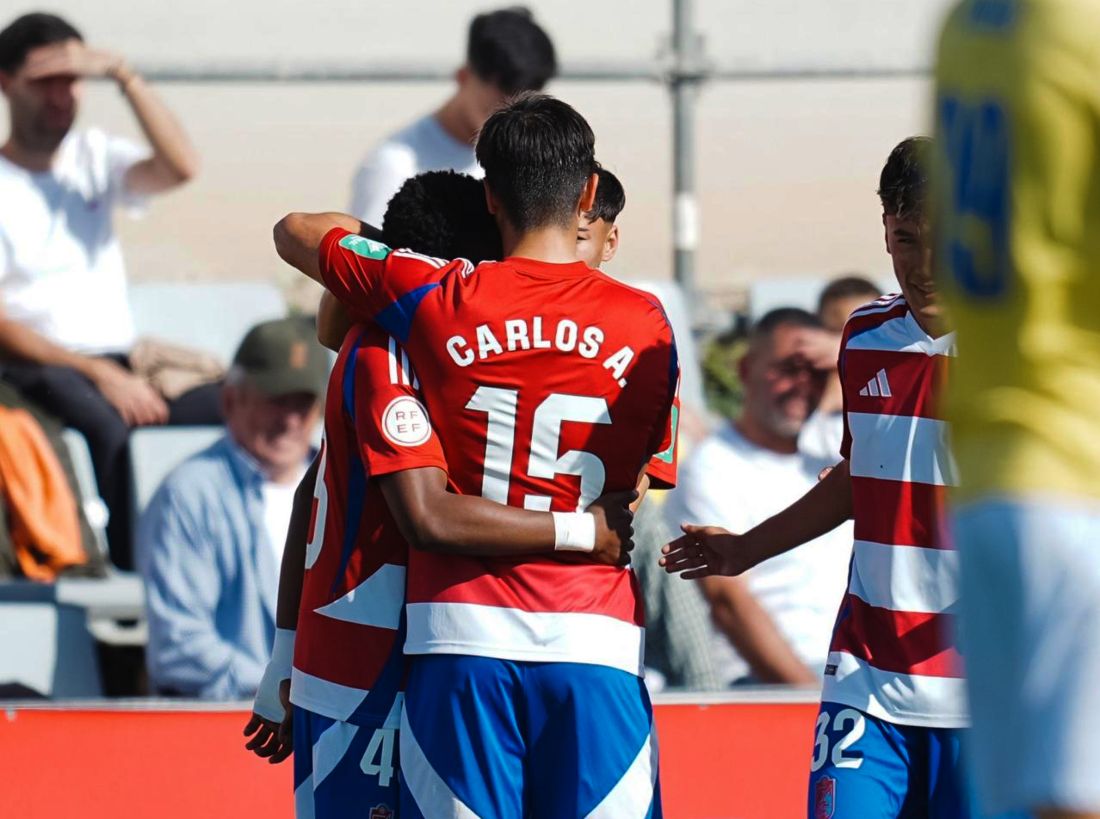 El Recreativo se quedó con los tres puntos (GRANADA CF)