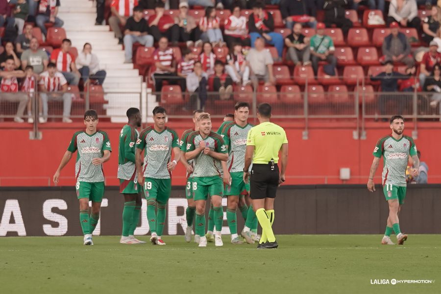 Villar volvió a ejercer como motor del Granada (LALIGA)