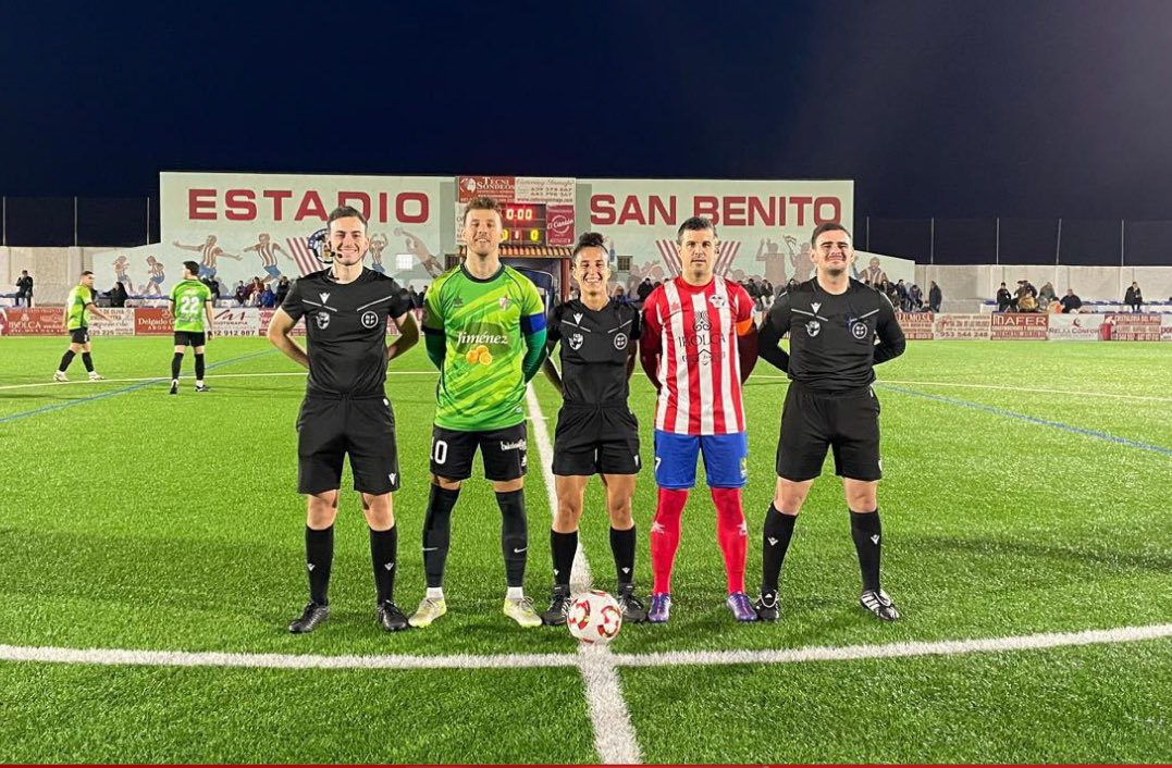 El Huétor Vega empató ante el Atlético Porcuna (CD HUÉTOR VEGA) 